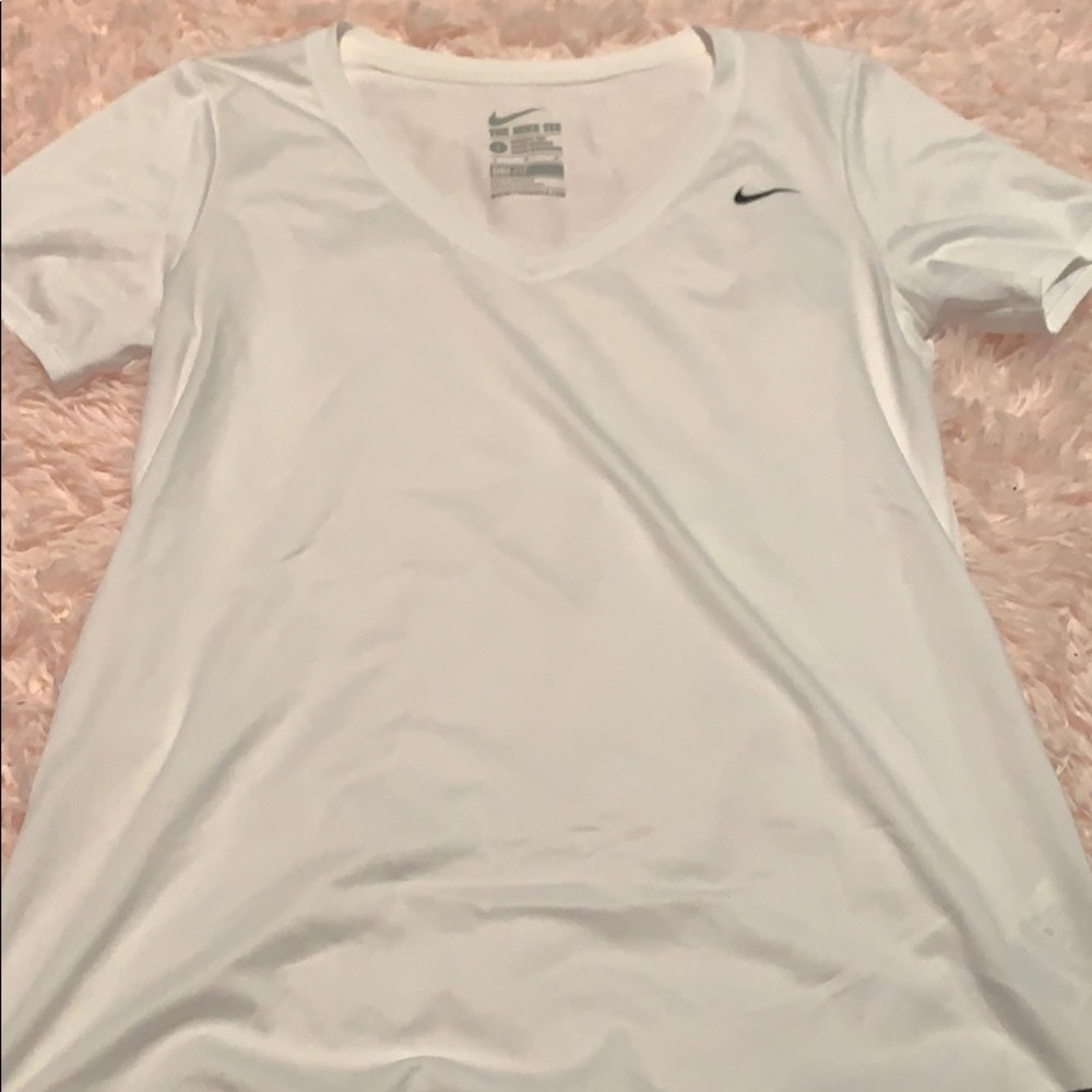 Dry-fit Nike tee